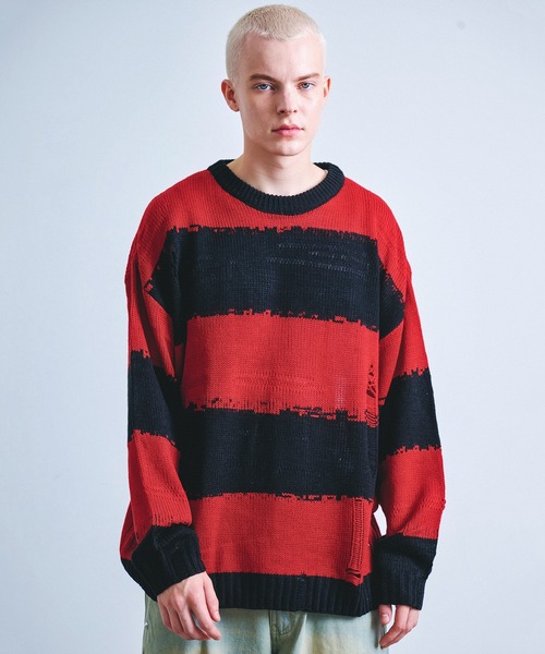 Revo.（レボ）の「オーバーサイズ ダメージ加工 ボーダーニット プルオーバー（ニット/セーター・メンズ・ブラック×グレー/ホワイト×ブラック/ブラック×レッド・M/L）」の5枚目の写真