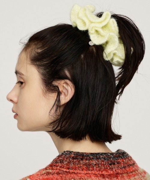 SLY（スライ）の「FRILL CHOUCHOU フリル シュシュ（シュシュ・レディース・ライム/グレー・FREE）」の18枚目の写真