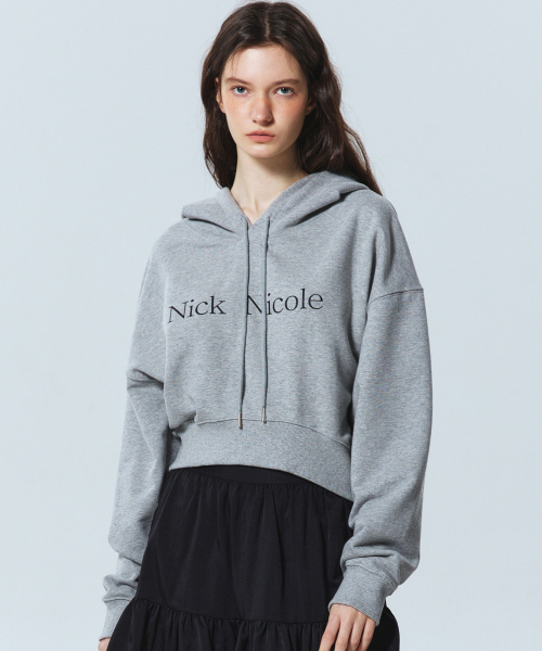 NICK&NICOLE(ニックアンドニコール)の「NICOLE LOGO CROP HOODY_GRAY(パーカー・レディース・その他・FREE)」の1枚目の写真