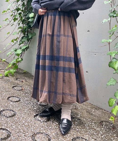 AS KNOW AS plus（アズノゥアズプラス）の「♪チェック柄バルーンスカート（スカート・レディース・ブラック/オフホワイト/ブラウン・FREE）」の8枚目の写真