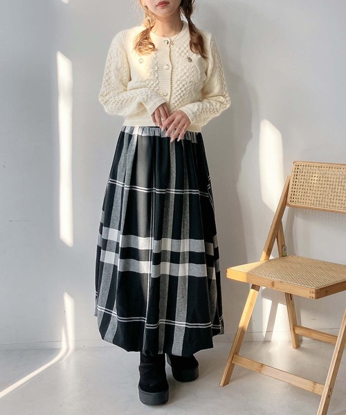 AS KNOW AS plus（アズノゥアズプラス）の「♪チェック柄バルーンスカート（スカート・レディース・ブラック/オフホワイト/ブラウン・FREE）」の17枚目の写真