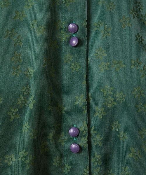 Jocomomola(ホコモモラ)の「コーデュロイオパールプリントシャツワンピース(ワンピース・レディース・モカ/グリーン・40)」の6枚目の写真