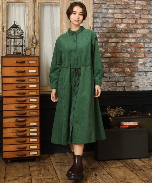 Jocomomola(ホコモモラ)の「コーデュロイオパールプリントシャツワンピース(ワンピース・レディース・モカ/グリーン・40)」の13枚目の写真