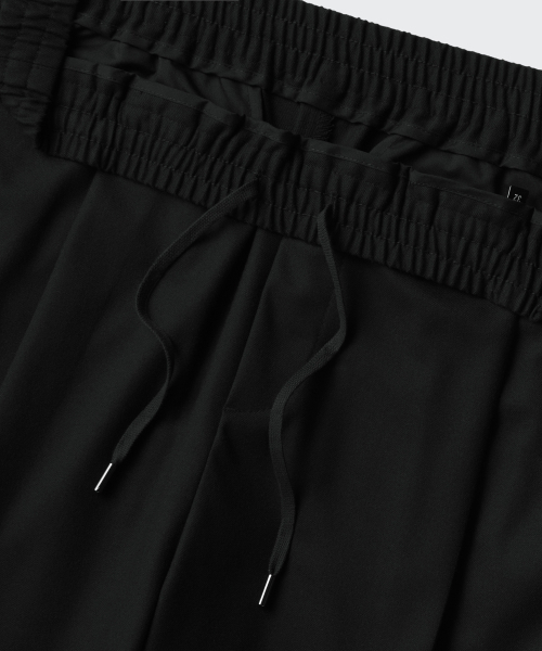 MUSINSA STANDARD（ムシンサスタンダード）の「ブラシドワンタックワイドバンディングスラックス[ブラック]（スラックス・メンズ・その他・30/26/28/40/38/42/36/34/32）」の4枚目の写真