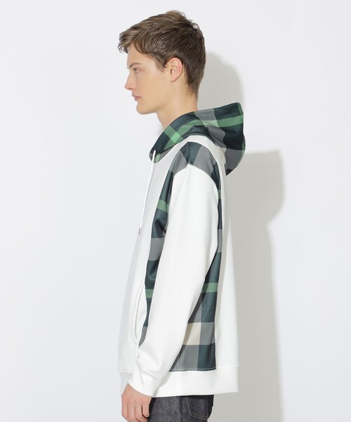 CB CRESTBRIDGE(シービークレストブリッジ)の「パーシャルチェックフーディー(パーカー・レディース・ネイビー/オフホワイト・2/1/3)」の6枚目の写真