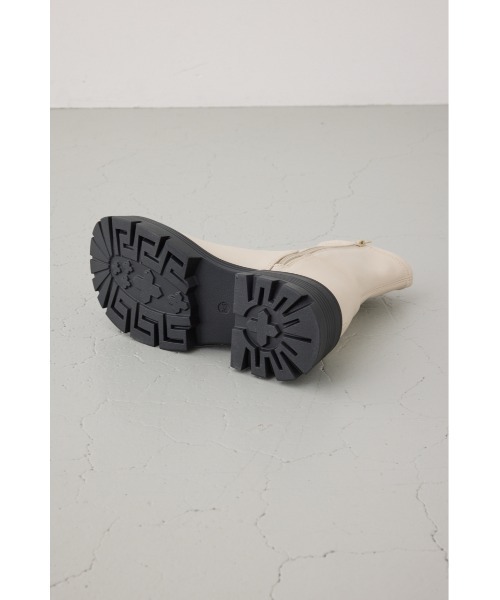 AZUL by moussy(アズールバイマウジー)の「VENUSストレッチトラックソールブーツ(ブーツ・レディース・アイボリー/ブラック・SMALL/MEDIUM/LARGE)」の20枚目の写真