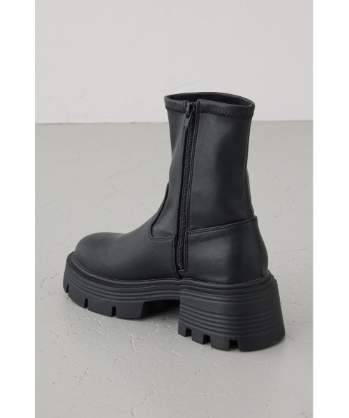 AZUL by moussy(アズールバイマウジー)の「VENUSストレッチトラックソールブーツ(ブーツ・レディース・アイボリー/ブラック・SMALL/MEDIUM/LARGE)」の4枚目の写真