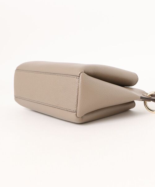 COLE HAAN（コールハーン）の「ミッドタウン チェーン クロスボディ womens（ショルダーバッグ・レディース・ベージュ・OSFA）」の7枚目の写真