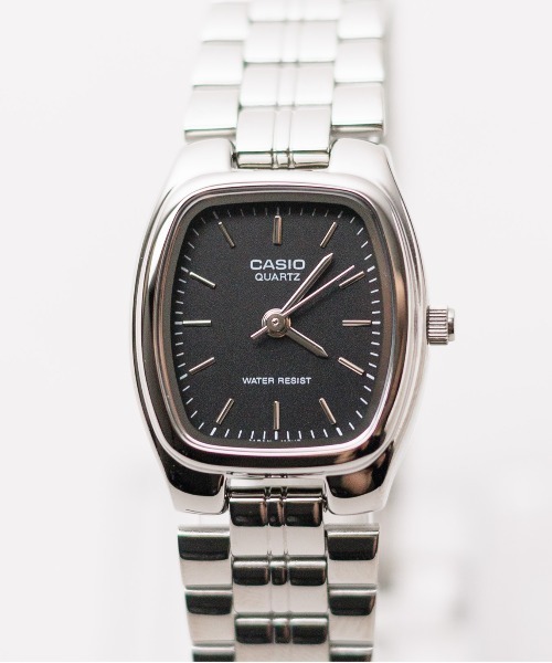 CASIO(カシオ)の「/CASIO(カシオ)/クラシックメタル アナログ時計 シルバーケース(アナログ腕時計・レディース・ホワイト/ブラック・FREE)」の1枚目の写真