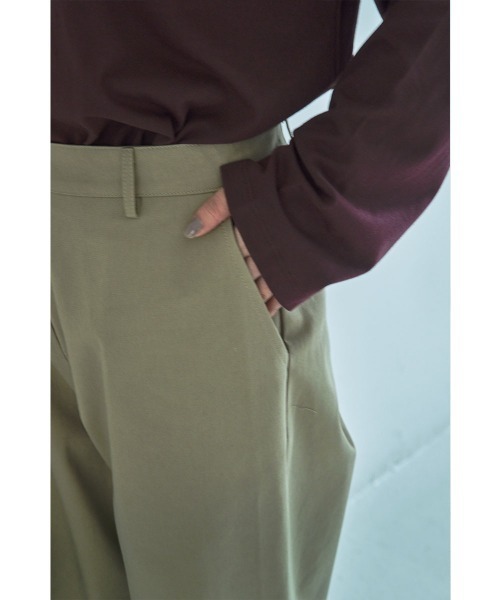 marjour(マージュール)の「CHIC CHINO PANTS(チノパンツ・レディース・ベージュ/ブラウン・M)」の17枚目の写真
