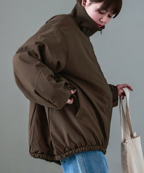 Fashion Letter(ファッションレター)の「ビッグカラー 中綿バルーンジャケット(ダウンジャケット/コート・レディース・アイボリー/ブラック/ダークブラウン・M)」の12枚目の写真