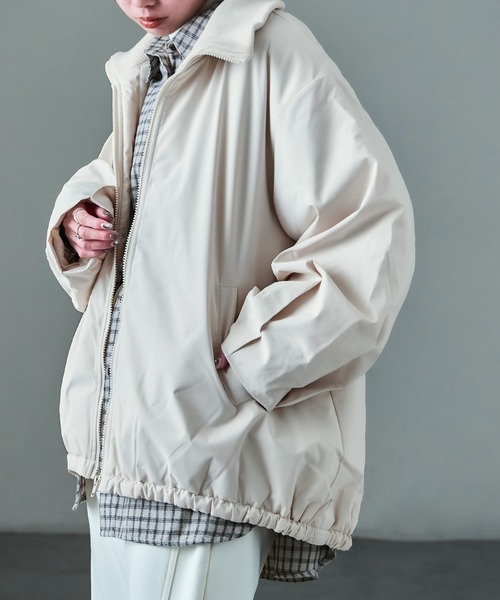 Fashion Letter(ファッションレター)の「ビッグカラー 中綿バルーンジャケット(ダウンジャケット/コート・レディース・アイボリー/ブラック/ダークブラウン・M)」の22枚目の写真