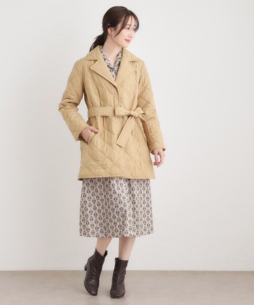 LAURA ASHLEY(ローラアシュレイ)の「シングルブレステッド キルトコート(その他アウター・レディース・ベージュ/ブラック・38/40)」の9枚目の写真
