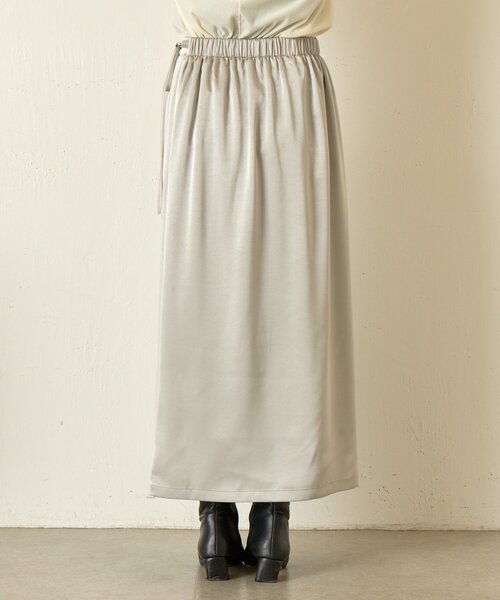 Jena espace merveilleux（ジェナ　エスパスメルヴェイユ）の「ラップ風サテンスカート（スカート・レディース・ブラック/グレー・FREE）」の13枚目の写真