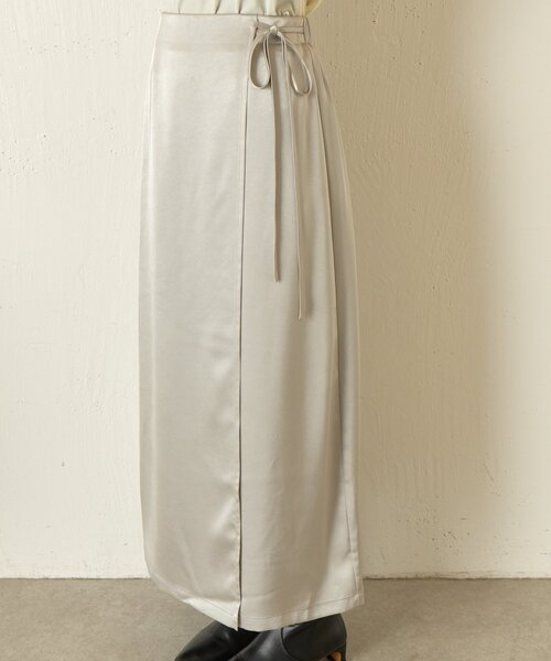 Jena espace merveilleux（ジェナ　エスパスメルヴェイユ）の「ラップ風サテンスカート（スカート・レディース・ブラック/グレー・FREE）」の7枚目の写真