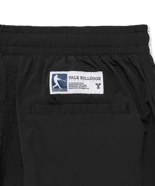 YALE(イェール)の「ナイロンブルドッグスショートパンツ_ブラック(その他パンツ・レディース・その他・SMALL/MEDIUM/LARGE/X-LARGE)」の6枚目の写真