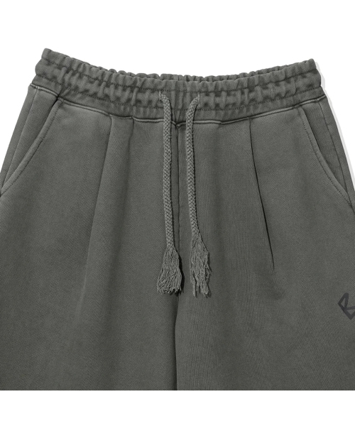 BLOW（ブロウ）の「830g ヘビーピグメントハーフパンツ_カーキ（スウェットパンツ・メンズ・カーキ・X-LARGE）」の3枚目の写真