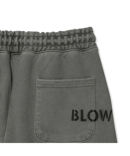 BLOW（ブロウ）の「830g ヘビーピグメントハーフパンツ_カーキ（スウェットパンツ・メンズ・カーキ・X-LARGE）」の5枚目の写真