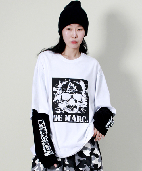 DEMARC（ドゥマーク）の「スカルストリートグラフィックダブルスリーブTシャツホワイト（Tシャツ/カットソー・レディース・その他・MEDIUM/LARGE）」の3枚目の写真