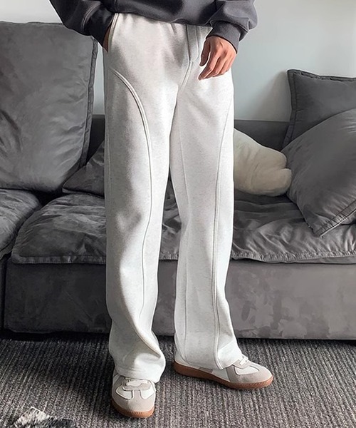 SBG(エスビー)の「SBG セミフレアシルエット スウェットパンツ(スウェットパンツ・メンズ・ライトグレー/ブラック・MEDIUM/LARGE)」の1枚目の写真