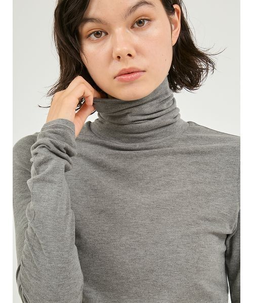emmi(エミ)の「ハイネックカットソー(Tシャツ/カットソー・レディース・ライム/アイボリー/グレー・F)」の8枚目の写真