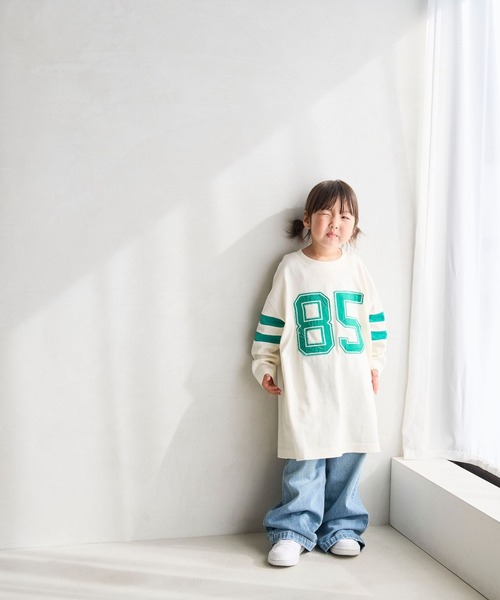 LOWRYS FARM（ローリーズファーム）の「ベルトツキワイドパンツ　607549（デニムパンツ・キッズ・ブルー/ワンウォッシュ/ブラック・140cm/130cm/120cm/110cm/150cm）」の4枚目の写真