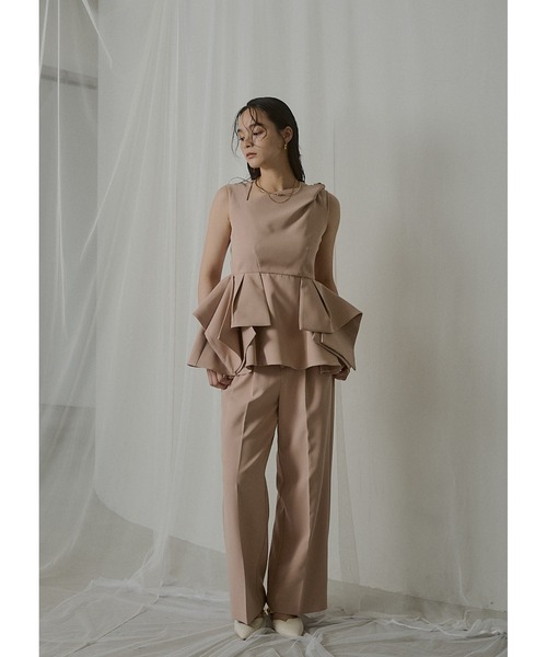 LE'RURE（リルアー）の「Twist neck peplum set up pants（パンツドレス・レディース・グレー/ピンクベージュ/ストライプ・SMALL/MEDIUM/M-Long）」の10枚目の写真