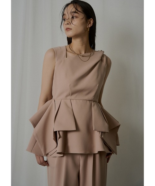 LE'RURE（リルアー）の「Twist neck peplum set up pants（パンツドレス・レディース・グレー/ピンクベージュ/ストライプ・SMALL/MEDIUM/M-Long）」の14枚目の写真