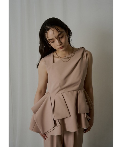 LE'RURE（リルアー）の「Twist neck peplum set up pants（パンツドレス・レディース・グレー/ピンクベージュ/ストライプ・SMALL/MEDIUM/M-Long）」の17枚目の写真