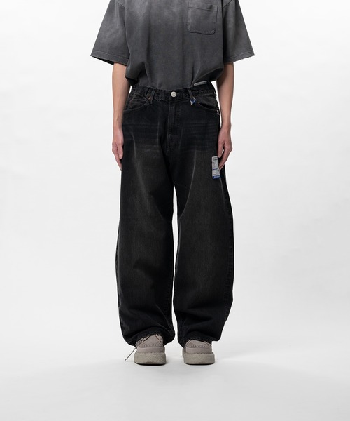 In・stru(men-tal).(インストルメンタル)の「Hard Washed Selvage Denim Baggy Pants(デニムパンツ・メンズ・インディゴブルー/ブラック・44/46/48)」の4枚目の写真