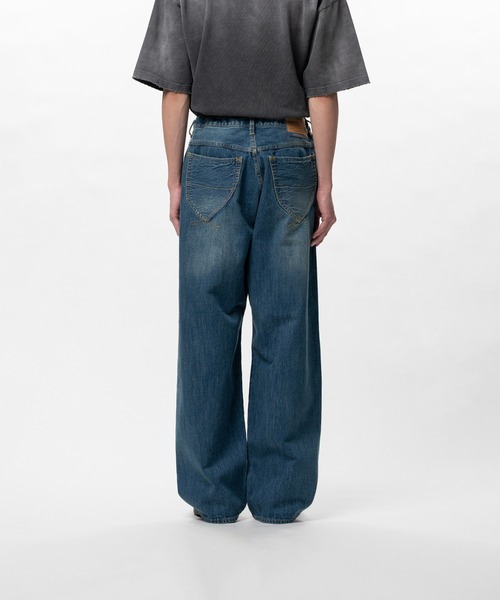 In・stru(men-tal).(インストルメンタル)の「Hard Washed Selvage Denim Baggy Pants(デニムパンツ・メンズ・インディゴブルー/ブラック・44/46/48)」の13枚目の写真