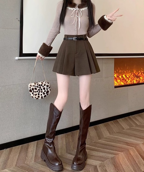 WEGO（ウィゴー）の「WEGO/細見えプリーツスカートパンツ（その他パンツ・レディース・ブラック/ダークグレー/ダークブラウン・SMALL/MEDIUM）」の14枚目の写真