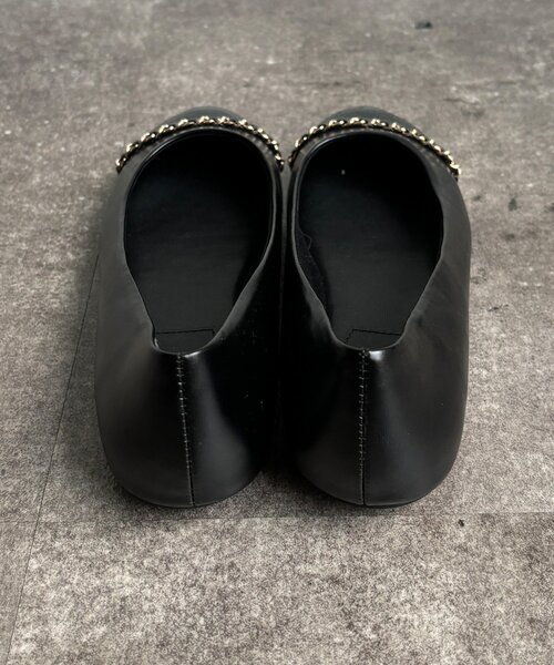 DouDou（ドゥドゥ）の「【WEB限定】チェーンフラットパンプス（その他シューズ・レディース・ブラック/ベージュ・24.5cm/24cm/23.5cm/23cm）」の8枚目の写真