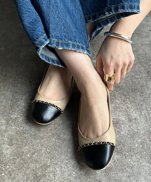 DouDou（ドゥドゥ）の「【WEB限定】チェーンフラットパンプス（その他シューズ・レディース・ブラック/ベージュ・24.5cm/24cm/23.5cm/23cm）」の10枚目の写真