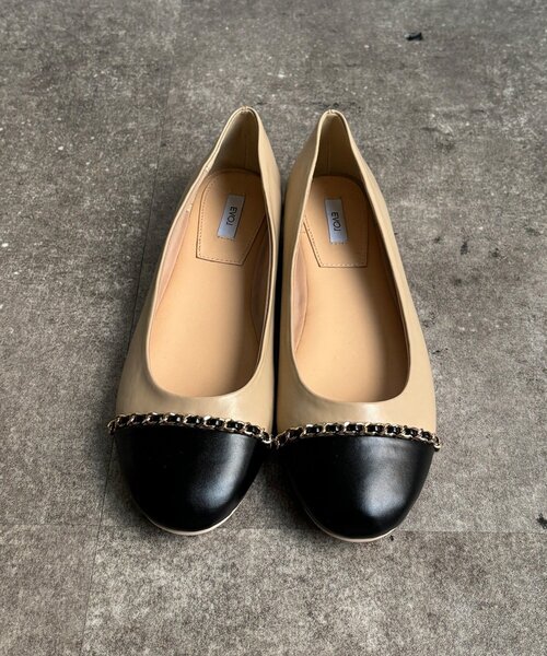 DouDou（ドゥドゥ）の「【WEB限定】チェーンフラットパンプス（その他シューズ・レディース・ブラック/ベージュ・24.5cm/24cm/23.5cm/23cm）」の14枚目の写真