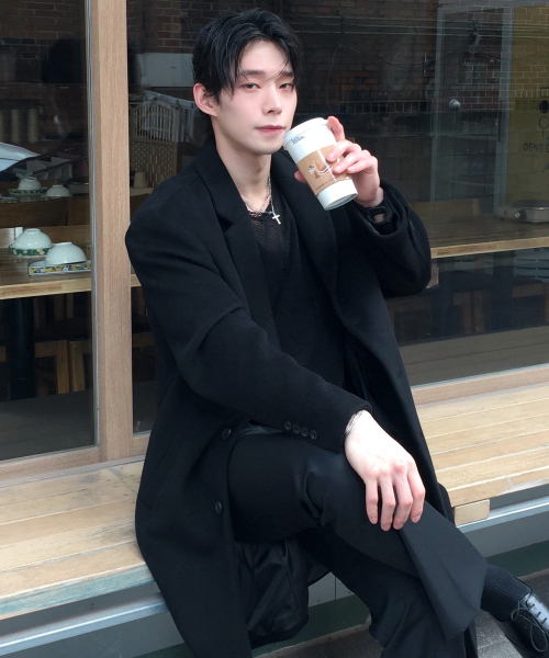 MINDBRIDGE（マインドブリッジ）の「ドゥグッド_[COUTURE]カシミヤオーバーサイズシングルコート（チェスターコート・メンズ・ブラック・100/105/95）」の3枚目の写真