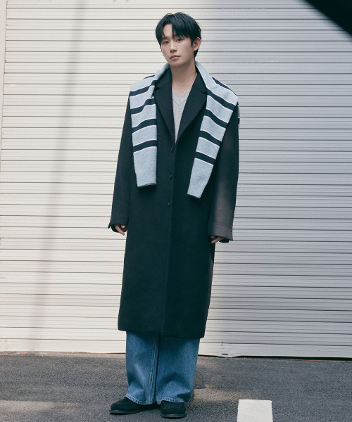 MINDBRIDGE（マインドブリッジ）の「ドゥグッド_[COUTURE]カシミヤオーバーサイズシングルコート（チェスターコート・メンズ・ブラック・100/105/95）」の6枚目の写真