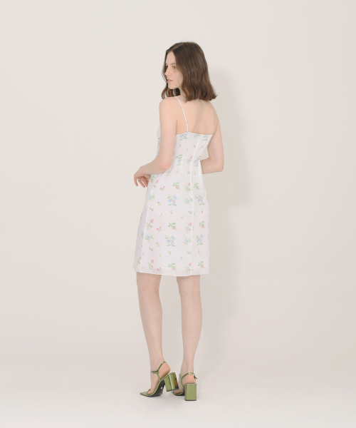 ICE GARDEN A.508(アイス ガーデン エイオーゴンパル)の「Cross-stitch Floral Print Dress(ワンピース・レディース・その他・S/M)」の4枚目の写真