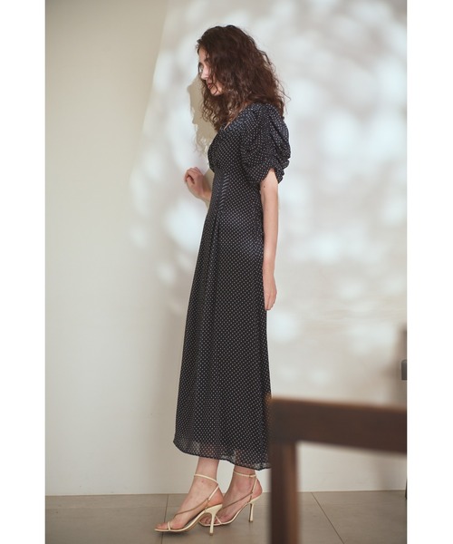Estella.K(エステラケー)の「Vina Dress ドレープスリーブソフトドレス(ワンピース・レディース・ブラック系その他/レッド/ピンクベージュ・FREE)」の7枚目の写真