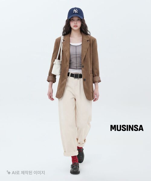 MUSINSA STANDARD WOMAN（ムシンサスタンダードウーマン）の「ウィメンズ シンセティックスエード オーバーサイズ ブレザー [ライトブラウン]（テーラードジャケット・レディース・その他・SMALL/LARGE/X-SMALL/MEDIUM）」の10枚目の写真