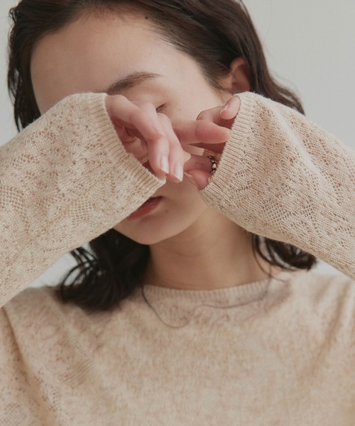 ad thie(アドティエ)の「透かし柄編み ラメニットトップス(ニット/セーター・レディース・ピンク/ベージュ/ライトブルー/ブラック・FREE)」の17枚目の写真