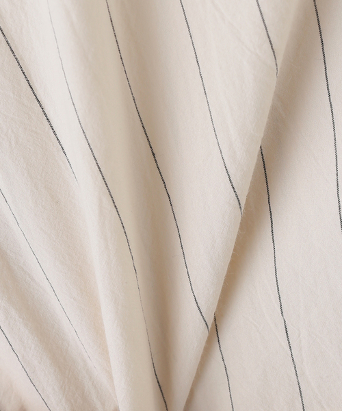 JOURNAL STANDARD（ジャーナルスタンダード）の「シュリンクコットンコクーンシャツ（シャツ/ブラウス・レディース・ホワイト/アイボリー/ブルー・FREE）」の9枚目の写真