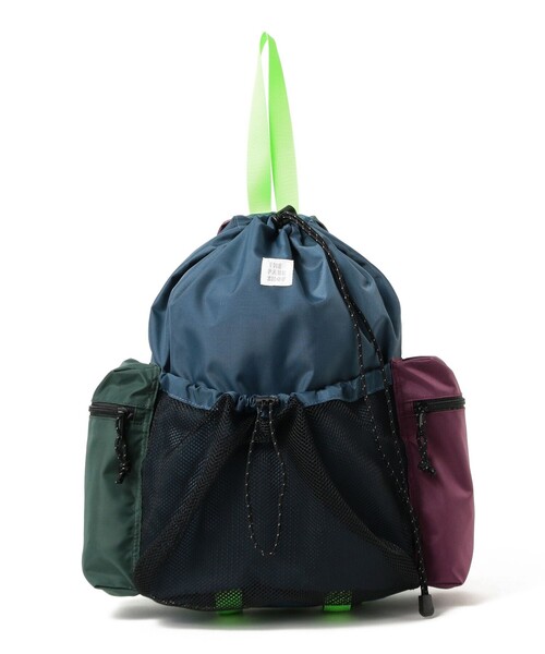 THE PARK SHOP（ザパークショップ）の「THE PARK SHOP / CARRY PACK 2026SS（バックパック/リュック・キッズ・ネイビー/オリーブ・ONE SIZE）」の2枚目の写真