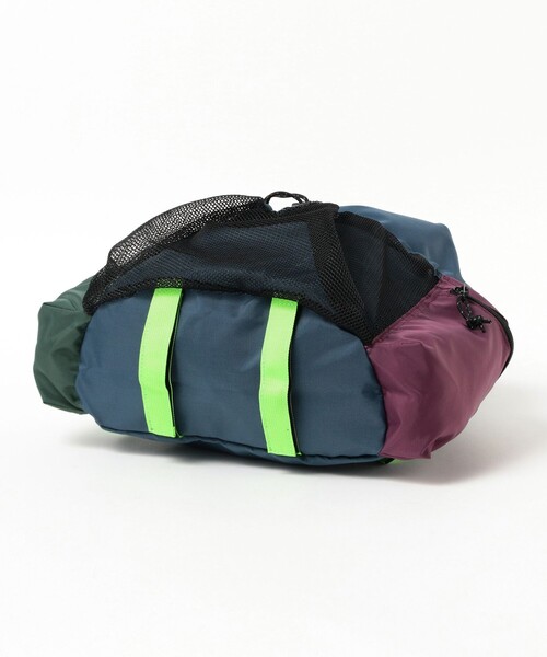 THE PARK SHOP（ザパークショップ）の「THE PARK SHOP / CARRY PACK 2026SS（バックパック/リュック・キッズ・ネイビー/オリーブ・ONE SIZE）」の4枚目の写真