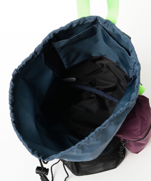 THE PARK SHOP（ザパークショップ）の「THE PARK SHOP / CARRY PACK 2026SS（バックパック/リュック・キッズ・ネイビー/オリーブ・ONE SIZE）」の5枚目の写真