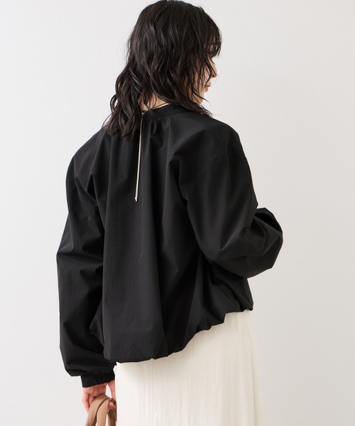 VIS（ビス）の「ボリュームバルーンブルゾン/UVケア・イージーケア（ブルゾン・レディース・カーキ/ブラック/キナリ・FREE）」の12枚目の写真