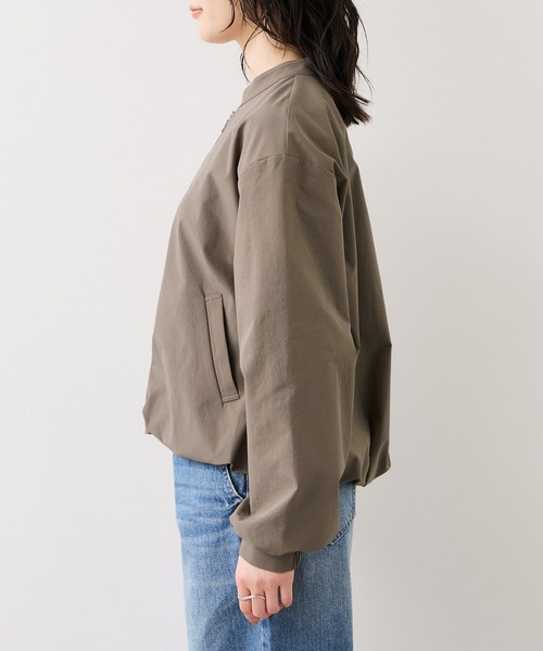 VIS（ビス）の「ボリュームバルーンブルゾン/UVケア・イージーケア（ブルゾン・レディース・カーキ/ブラック/キナリ・FREE）」の21枚目の写真
