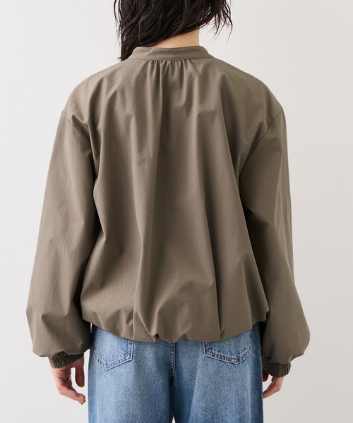 VIS（ビス）の「ボリュームバルーンブルゾン/UVケア・イージーケア（ブルゾン・レディース・カーキ/ブラック/キナリ・FREE）」の22枚目の写真