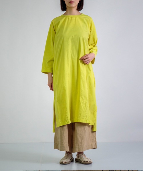 prit（プリット）の「[prit] サイロプレミアム天竺×ブロード 切替7分袖スリットワイドワンピース（ワンピース・レディース・イエロー/ホワイト・FREE）」の3枚目の写真