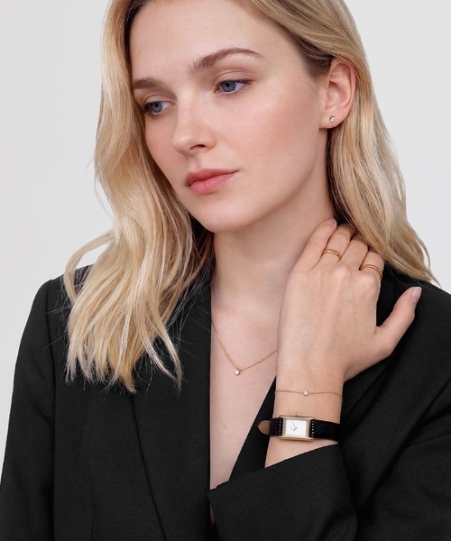 Daniel Wellington(ダニエルウェリントン)の「Line Ring Polished 2.5MM ポリッシュ仕上げ ローズゴールド/ゴールド/シルバー(リング・レディース・イエローゴールド/ピンクゴールド/シルバー・48/50/52/54/56/58/60)」の17枚目の写真
